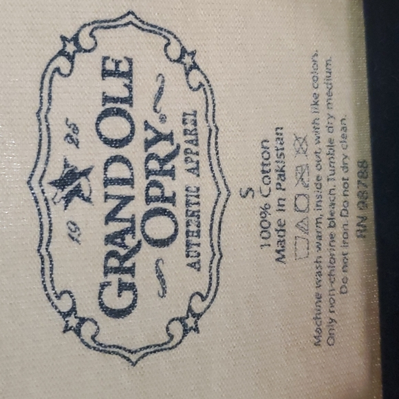 Grand Ole Opry T Shirt - Picture 4 of 4